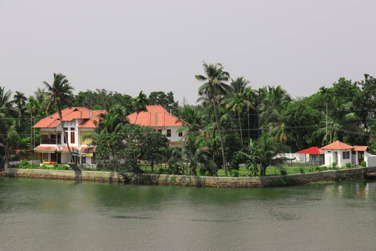 Alappuzha Water'S Edge Villas מראה חיצוני תמונה